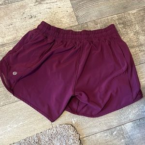 lululemon maroon shorts